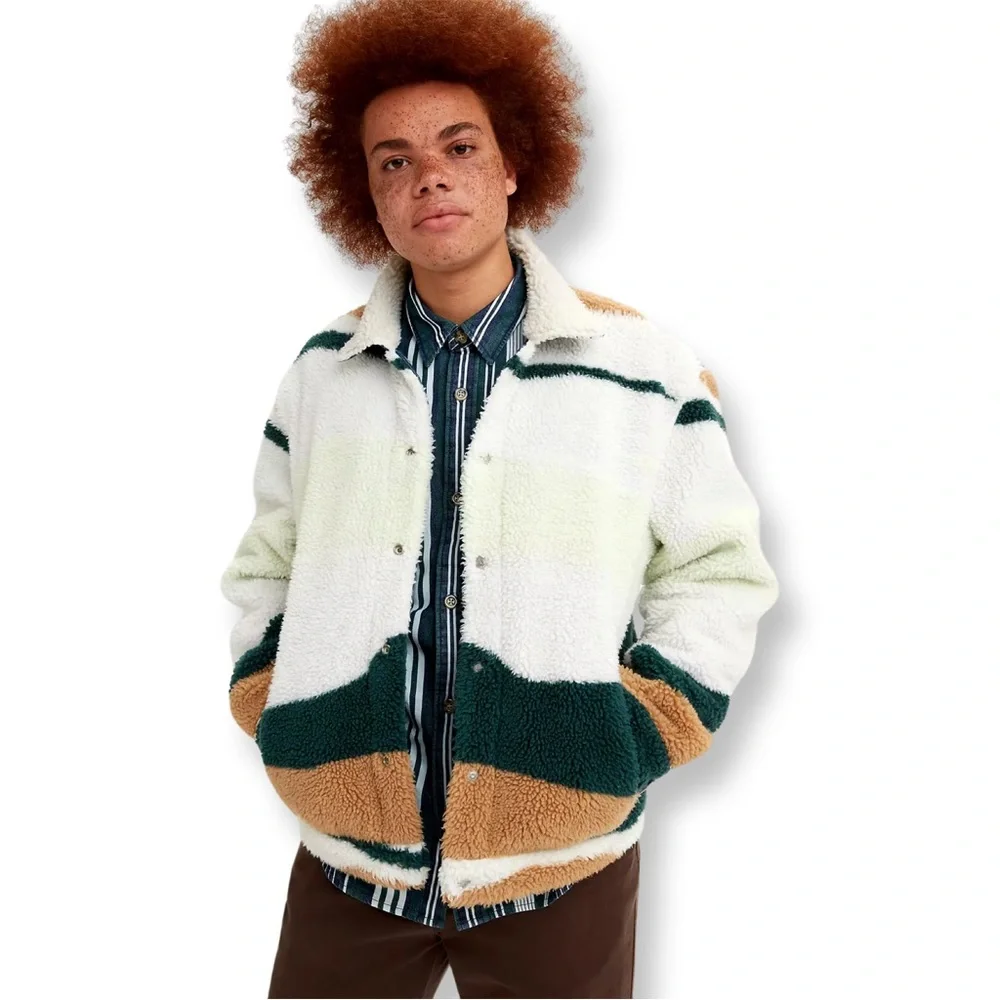 LEVI’S PREMIUM REVERSIBLE VINTAGE RELAXED FIT SHERPA TRUCKER JACKET A31760000 - Picture 3 of 16